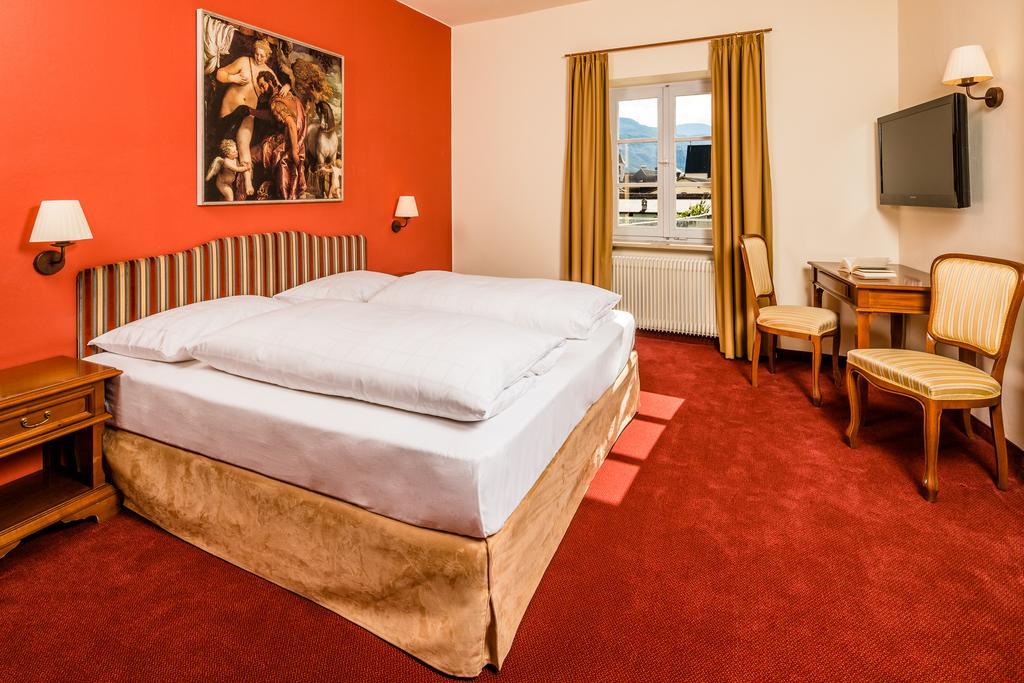 Hotel Traube Brixen Buitenkant foto